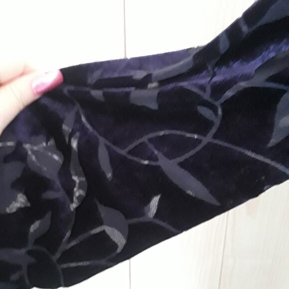 Rabbit Rabbit Rabbit Long Sleeve Velour Dress - Picture 8 of 10